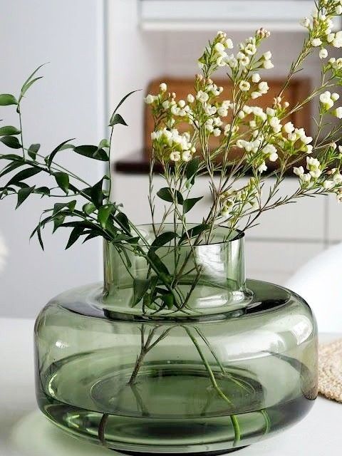 April Edit: Interiors That Feel Like a Fresh Start (Without Renovating)